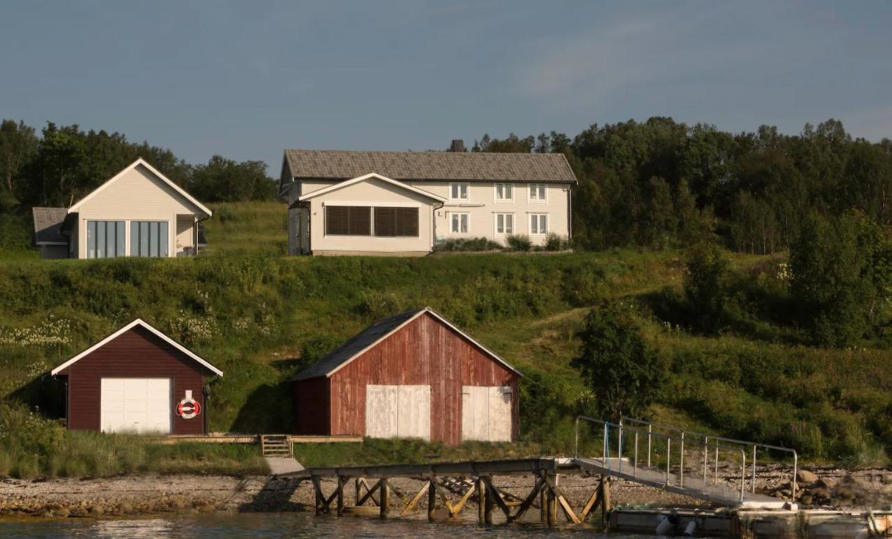 Nice Little House Right By The Sea, Stunning View Rensa Kültér fotó